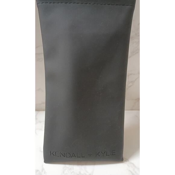 KENDALL + KYLIE "Clara" Black Oversized Womens Cat Eye Sunglasses - NEW - Picture 7 of 7